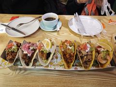 -Famous肥猫墨西哥音乐餐吧(五棵松华熙LIVE店)