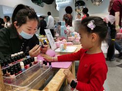 -MINI MARS KIDS CLUB亲子家庭中心(长宁天山店)