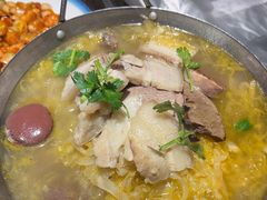 -靠山屯东北农家菜(八龙桥雅苑店)
