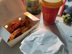 -必胜客(绿地新都会店)