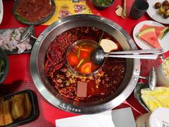 -谭鸭血老火锅(万象九宜城店)