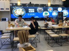 大堂-朱洪元苏式面馆(绿宝广场店)
