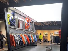 -凯乐石KAILAS(万国奥特莱斯店)