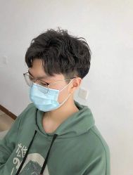 -朗峰专业美发沙龙