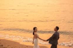 点击看大图 -蒙娜丽莎婚纱摄影(鲁邦店)