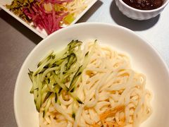 老北京炸酱面-鸭王烤鸭店(三里河店)