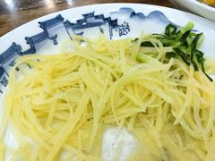 -秀沿路(地铁站)