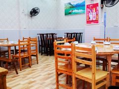大堂-一品红烧鸭特色川菜(三岔湖店)