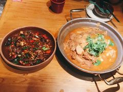 -吃饭皇帝大土家民族菜(正大广场店)