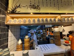 -馋三尺蟹粉小笼(人民广场店)