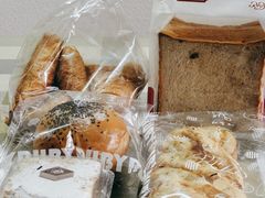 -红宝石·鲜奶小方·海派西点房(莘庄龙之梦店)