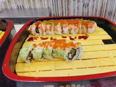 -怡豪大饭店·银顶旋转餐厅