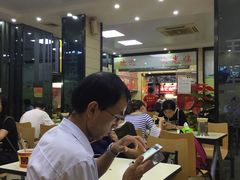 -江三王记牛杂馆(总店)