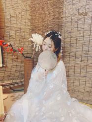 -汉仪华裳汉服馆(打浦桥店)