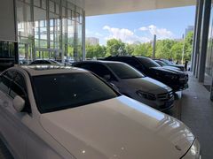 -贵州贵星奔驰4S店(观山湖店)