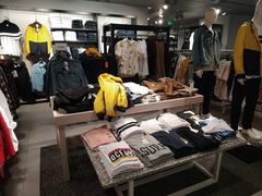 -H&M(天一广场店)