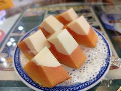 -广信牛奶甜品世家(台东店)