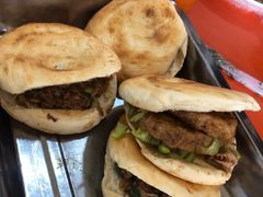 -昝东肉夹馍(昝岗店)