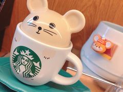 -星巴克臻选(莘庄仲盛店)