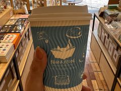 -猫的天空之城概念书店(束河店)