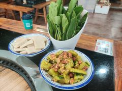 -三里屯土灶炖公鸡地锅鸡(江东店)