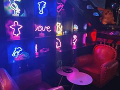 -INLOVE Live House