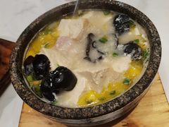 -荷塘秋月·本帮江浙菜(国权路店)