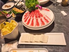 -德天肥牛海鲜火锅(城西银泰店)