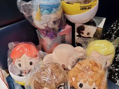 -泡泡玛特POPMART(蓝色港湾店)