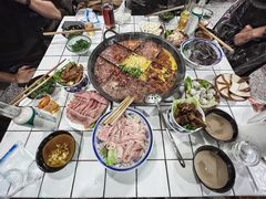 -财二舅火锅招待所