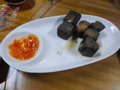 -芦茨金富饭庄·25年老字号·专做稻草鸡