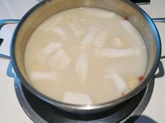 竹荪猪肚鸡-煲王粤菜餐厅(中侨中心店)