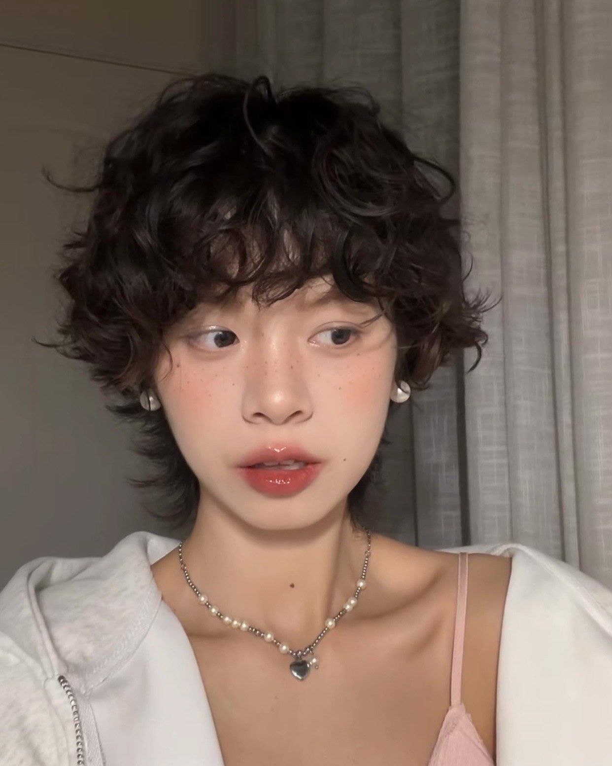 小卷发个性短发