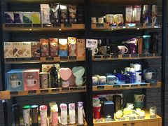 零售区-星巴克(古美路店)