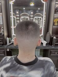 -豪帅男士理容馆