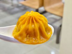 香辣牛肉汤包-老盛昌(胶州店)