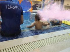 -戊辰亲子游泳俱乐部