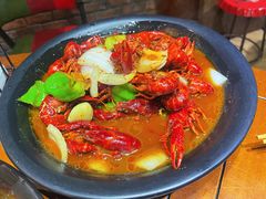 黄焖龙虾-龙虾风暴(松江店)