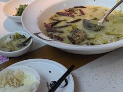 -江渔儿酸菜鱼(奥园广场金发购物中心店)