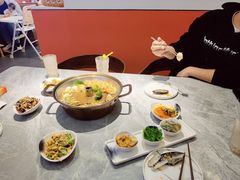 -璞臻汽锅餐厅(南京东路店)
