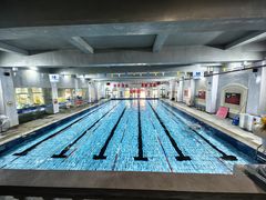 -梦翔龙湖滟澜山游泳俱乐部