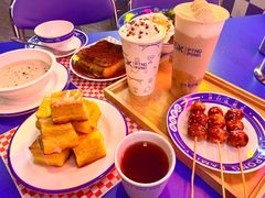 霸气四溢漏奶华-港式茶餐厅·乒乓室记·谢赛克乒乓球俱乐部