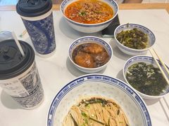 -鲁达面馆本帮风味(共康东路店)