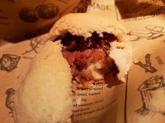 霸王酥皮叉烧包-避风塘·老港味餐厅(虹口龙之梦店)
