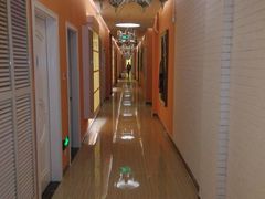 -音皇乐友汇量贩式KTV