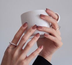 -悦指间美甲美睫