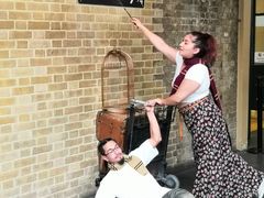 -九又四分之三站台哈利波特商店