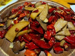 -隔壁老王·家常云南菜(花巷店)
