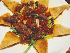 橘香牛肉贴饼-民俗村柴火灶·景德江西菜(中国陶瓷博物馆店)