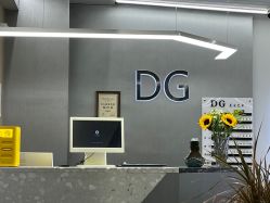 -D.G造型·烫发染发接发